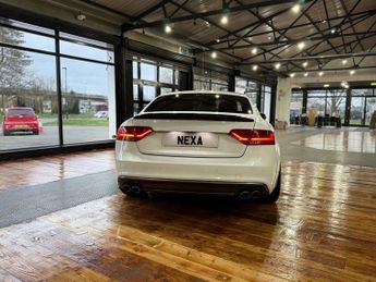 AUDI A5 2.0 TDI Black Edition Coupe 2dr Diesel Multitronic Euro 5 (s/s) 