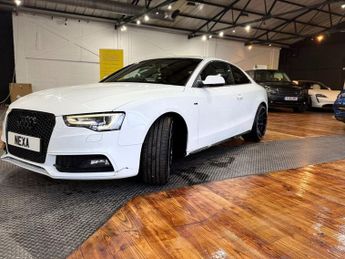 AUDI A5 2.0 TDI Black Edition Coupe 2dr Diesel Multitronic Euro 5 (s/s) 