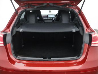 MERCEDES-BENZ A-CLASS 1.3 A180 AMG Line Edition (Executive) Hatchback 5dr Petrol 7G-DC