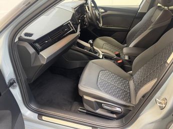 AUDI A1 1.0 TFSI 30 Sport Sportback 5dr Petrol S Tronic Euro 6 (s/s) (11