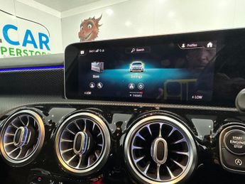 MERCEDES-BENZ A-CLASS 1.3 A200 Sport (Premium) Hatchback 5dr Petrol 7G-DCT Euro 6 (s/s