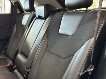 FORD EDGE 2.0 TDCi Sport SUV 5dr Diesel Powershift AWD Euro 6 (s/s) (210 p
