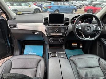 MERCEDES-BENZ GLE 2.1 GLE250d AMG Line SUV 5dr Diesel G-Tronic 4MATIC Euro 6 (s/s)