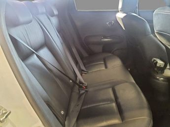 NISSAN JUKE 1.6 Tekna SUV 5dr Petrol XTRON Euro 6 (117 ps)