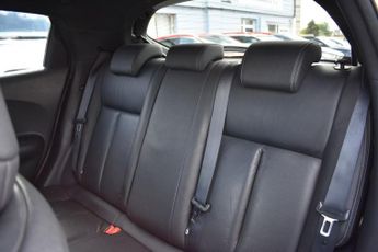 NISSAN JUKE 1.6 Tekna SUV 5dr Petrol XTRON Euro 6 | AUTOMATIC |  LEATHER TRI