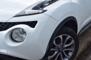 NISSAN JUKE 1.6 Tekna SUV 5dr Petrol XTRON Euro 6 | AUTOMATIC |  LEATHER TRI