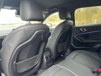 BMW 1 SERIES 1.5 118i M Sport Hatchback 5dr Petrol DCT Euro 6 (s/s) (140 ps)