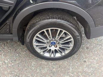 FORD KUGA 2.0 TDCi Titanium SUV 5dr Diesel Powershift AWD Euro 5 (163 ps)