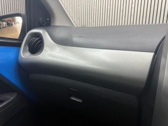 PEUGEOT 108 1.0 Active Top! 3dr Petrol Manual Euro 6 (68 ps)