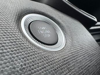 RENAULT CLIO 1.6 E-TECH evolution Hatchback 5dr Petrol Hybrid Auto Euro 6 (s/