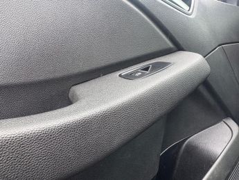 RENAULT CLIO 1.6 E-TECH evolution Hatchback 5dr Petrol Hybrid Auto Euro 6 (s/