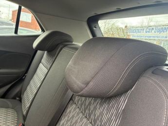 VAUXHALL MOKKA 1.6i Tech Line SUV 5dr Petrol Manual 2WD Euro 6 (s/s) (115 ps)