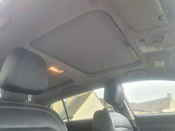 KIA SPORTAGE 2.0 CRDi KX-3 SUV 5dr Diesel Manual AWD Euro 5 (134 bhp)