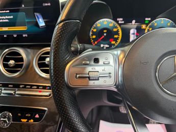 MERCEDES-BENZ C CLASS 2.0 C300 AMG Line Edition (Premium) Saloon 4dr Petrol G-Tronic+ 