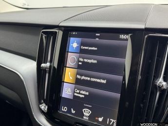 VOLVO XC60 2.0 T5 Momentum SUV 5dr Petrol Auto AWD Euro 6 (s/s) (250 ps)