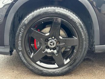 MERCEDES-BENZ GLA 2.1 GLA200d AMG Line SUV 5dr Diesel 7G-DCT Euro 6 (s/s) (136 ps)