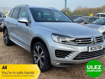 Volkswagen Touareg 3.0 TDI V6 BlueMotion Tech R-Line SUV 5dr Diesel Tiptronic 4WD E