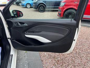 VAUXHALL ADAM 1.2 16v JAM Hatchback 3dr Petrol Manual Euro 5 (70 ps)