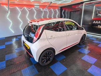 TOYOTA AYGO 1.0 VVT-i x-press Hatchback 5dr Petrol x-shift Euro 6 (68 ps)