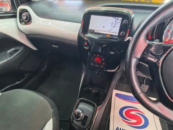 TOYOTA AYGO 1.0 VVT-i x-press Hatchback 5dr Petrol x-shift Euro 6 (68 ps)