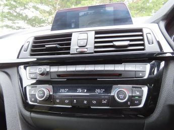 BMW 3 SERIES 2.0 318d M Sport Touring 5dr Diesel Auto Euro 6 (s/s) (150 ps)