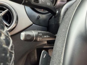 MERCEDES-BENZ GLA 1.6 GLA180 Urban Edition SUV 5dr Auto 