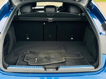 MERCEDES-BENZ GLC 2.0 GLC220d AMG Line Coupe 5dr Diesel G-Tronic+ 4MATIC Euro 6 (s