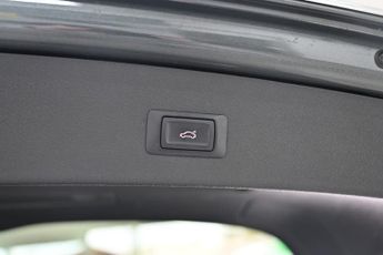 AUDI Q5 3.0 TDI V6 S line Plus SUV 5dr Diesel S Tronic quattro Euro 5 (s