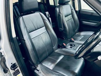 LAND ROVER FREELANDER 2 2.2 SD4 HSE Lux SUV 5dr Diesel CommandShift 4WD Euro 5 (190 ps)