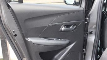 PEUGEOT 208 1.2 PureTech Allure Premium + Hatchback 5dr Petrol EAT Euro 6 (s