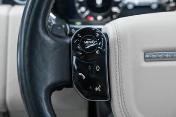 LAND ROVER RANGE ROVER 3.0 SD V6 Vogue SUV 5dr Diesel Auto 4WD Euro 6 (s/s) (275 ps)