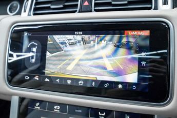 LAND ROVER RANGE ROVER 3.0 SD V6 Vogue SUV 5dr Diesel Auto 4WD Euro 6 (s/s) (275 ps)