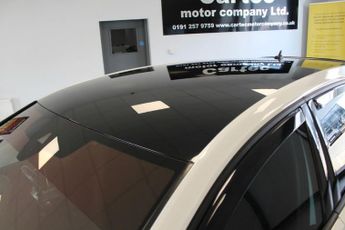 VOLKSWAGEN GOLF 2.0 TSI GTI TCR Hatchback 5dr Petrol DSG Euro 6 (s/s) (290 ps)