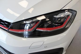 VOLKSWAGEN GOLF 2.0 TSI GTI TCR Hatchback 5dr Petrol DSG Euro 6 (s/s) (290 ps)