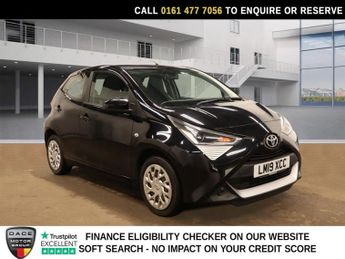 Toyota AYGO 1.0 VVT-i x-play Hatchback 5dr Petrol Manual Euro 6 (71 ps)