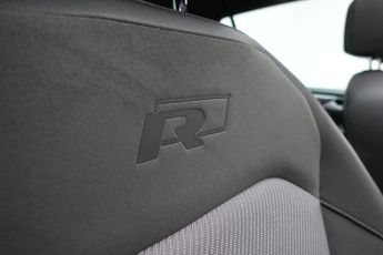 VOLKSWAGEN TIGUAN 2.0 TDI R-Line SUV 5dr Diesel DSG Euro 6 (s/s) (150 ps)