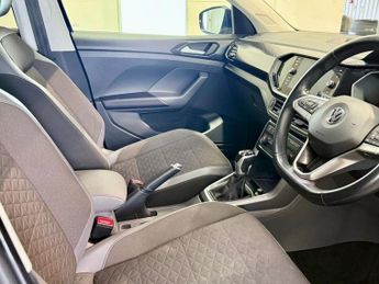 VOLKSWAGEN T-CROSS 1.0 TSI SEL SUV 5dr Petrol DSG Euro 6 (s/s) (115 ps)
