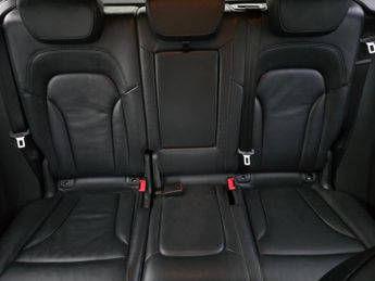 AUDI Q5 2.0 TDI S line Plus SUV 5dr Diesel S Tronic quattro Euro 5 (s/s)