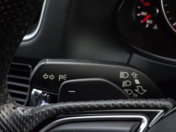 AUDI Q5 2.0 TDI S line Plus SUV 5dr Diesel S Tronic quattro Euro 5 (s/s)