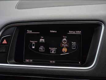 AUDI Q5 2.0 TDI S line Plus SUV 5dr Diesel S Tronic quattro Euro 5 (s/s)