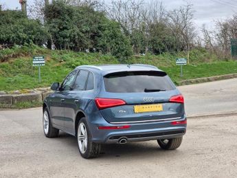 AUDI Q5 2.0 TDI S line Plus SUV 5dr Diesel S Tronic quattro Euro 5 (s/s)