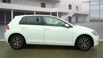 VOLKSWAGEN GOLF 1.4 TSI SE Nav Hatchback 5dr Petrol DSG Euro 6 (s/s) (125 ps)