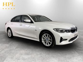 BMW 330 2.0 330e 12kWh SE Pro Saloon 4dr Petrol Plug-in Hybrid Auto Euro