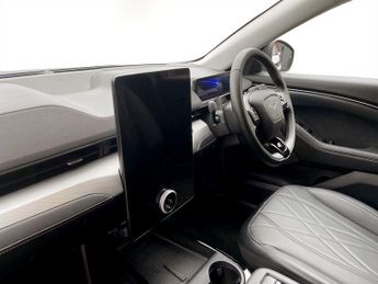 FORD MUSTANG MACH-E Standard Range 72kWh Select SUV 5dr Electric Automatic (269 ps)