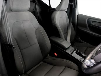 VOLVO XC40 Recharge 69kWh Plus SUV 5dr Electric Auto (231 ps)