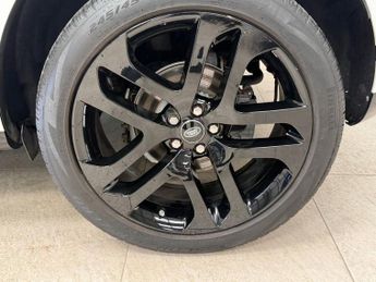 LAND ROVER RANGE ROVER EVOQUE 2.0 P200 MHEV R-Dynamic HSE SUV 5dr Petrol Auto 4WD Euro 6 (s/s)