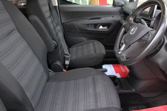 VAUXHALL COMBO LIFE 1.2 Turbo Elite MPV 5dr Petrol Auto Euro 6 (s/s) (7 Seat) (130 p