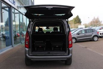 VAUXHALL COMBO LIFE 1.2 Turbo Elite MPV 5dr Petrol Auto Euro 6 (s/s) (7 Seat) (130 p