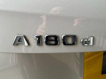 MERCEDES-BENZ A-CLASS 1.5 A180d Sport (Executive) Hatchback 5dr Diesel 7G-DCT Euro 6 (