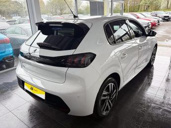 PEUGEOT 208 1.2 PureTech Allure Premium + Hatchback 5dr Petrol EAT Euro 6 (s